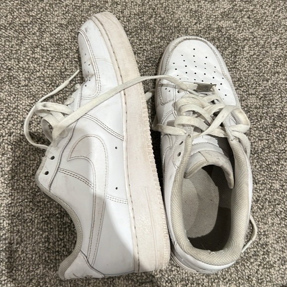 Nike Air Force1 - Picture 2 of 5